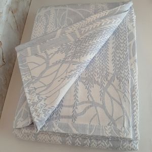 Kevin O'Brien King Matelasse Reversible Jacquard Coverlet Willow